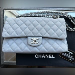 Chanel Classic medium double flap